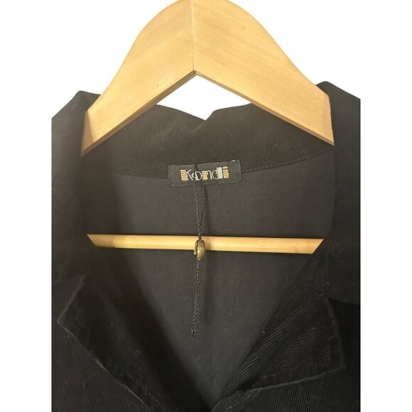 NWOT Suzi Kondi Black Corduroy Button-Up Jumpsuit Short Sleeve Collared Design - Picture 3 of 4